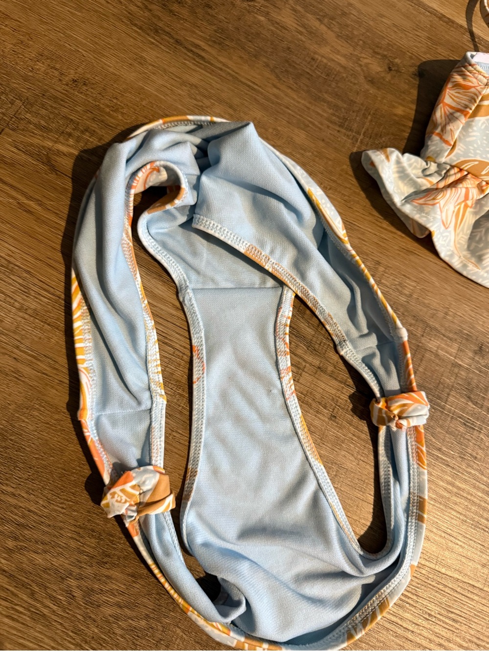 Y2K Roxy Swimsuit - Picture 9 of 11